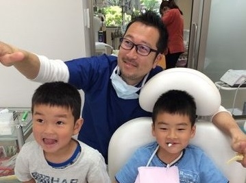 お子さんをむし歯から守るために